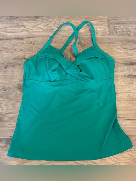Athleta Other - Athleta Twister Tankini Top Green – Underwire Support (NWT) size 36B/C